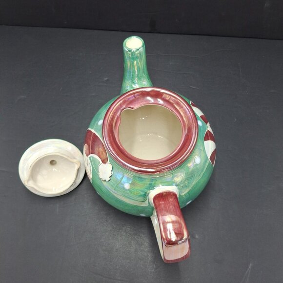 The Hudson's Bay Co. Christmas Street Hand Painted Teapot 8 cup Made in Thailand - Picture 13 of 16